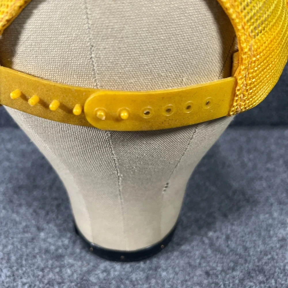 Vintage Pepsi Challenge Cap Hat Mens Snap Back Yellow Mesh Trucker 1980s